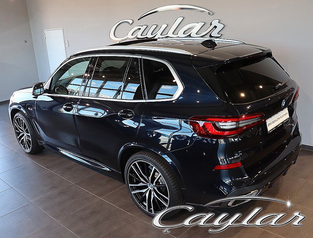 BMW X5 45e M SPORT LASER SITZBELÜFTUNG PANO AHK 22"