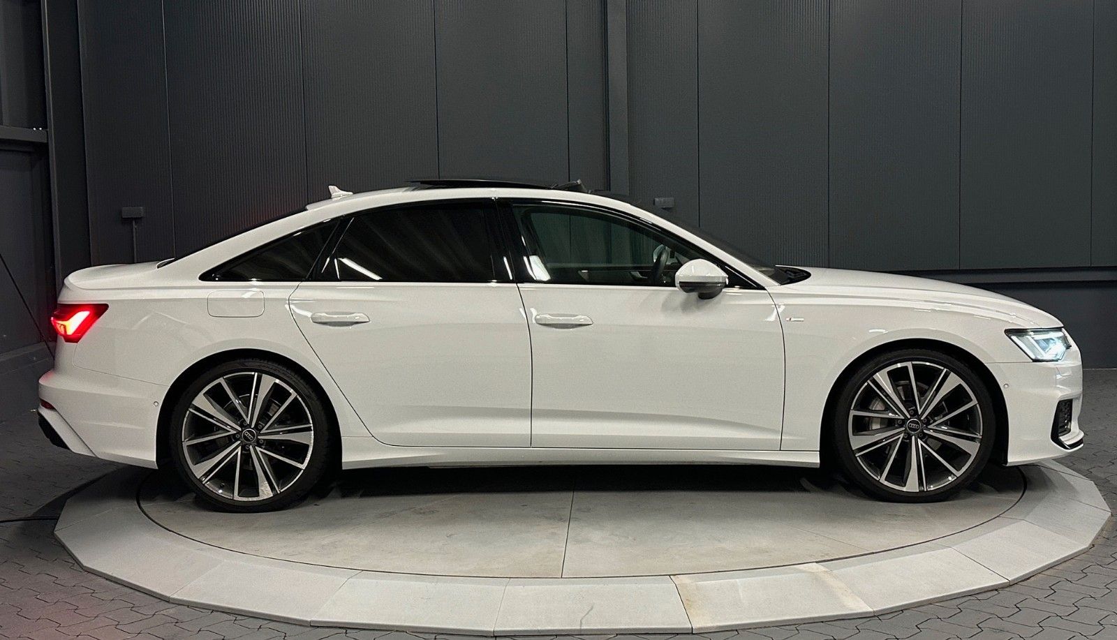 Audi A6 Lim. 45 TFSI quattro Sport/S-Line*21Zoll*PANO
