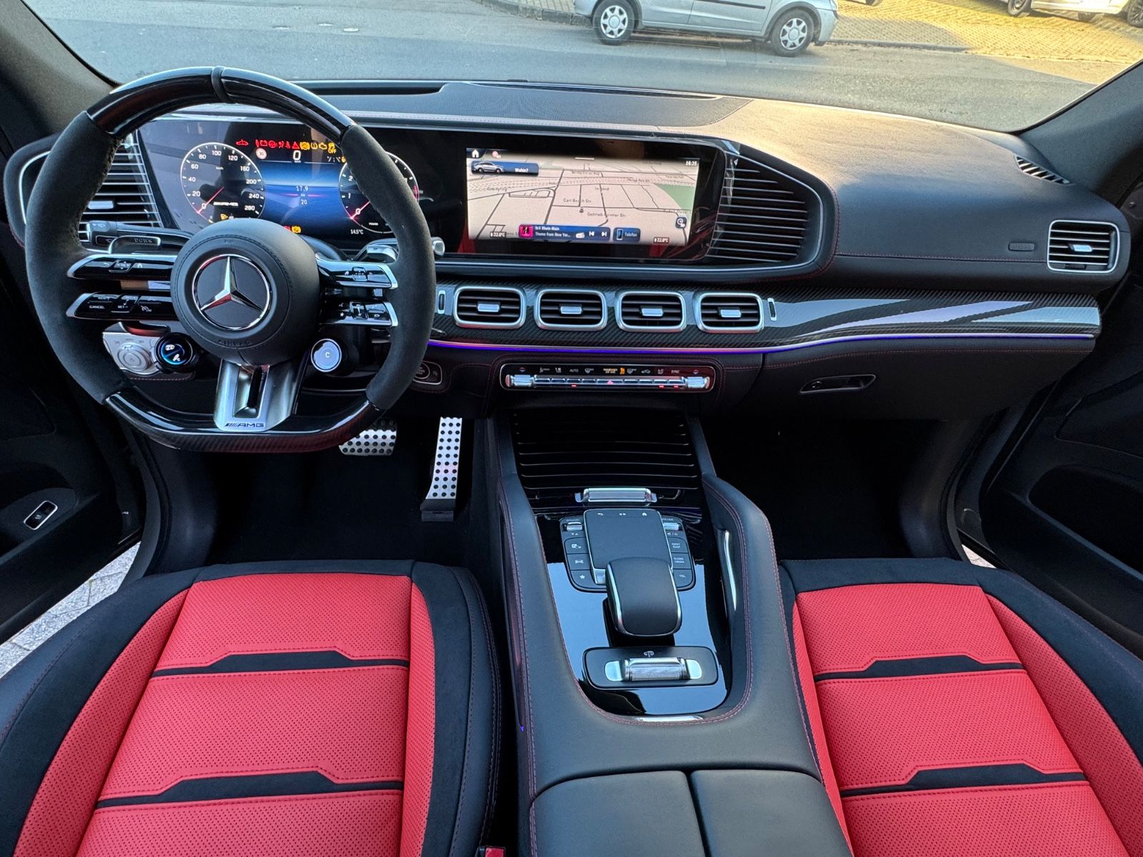 Mercedes-Benz COUPÉ|ROT|MY26|CARBON|BURMESTER|HEAD-UP|MASSAGE|
