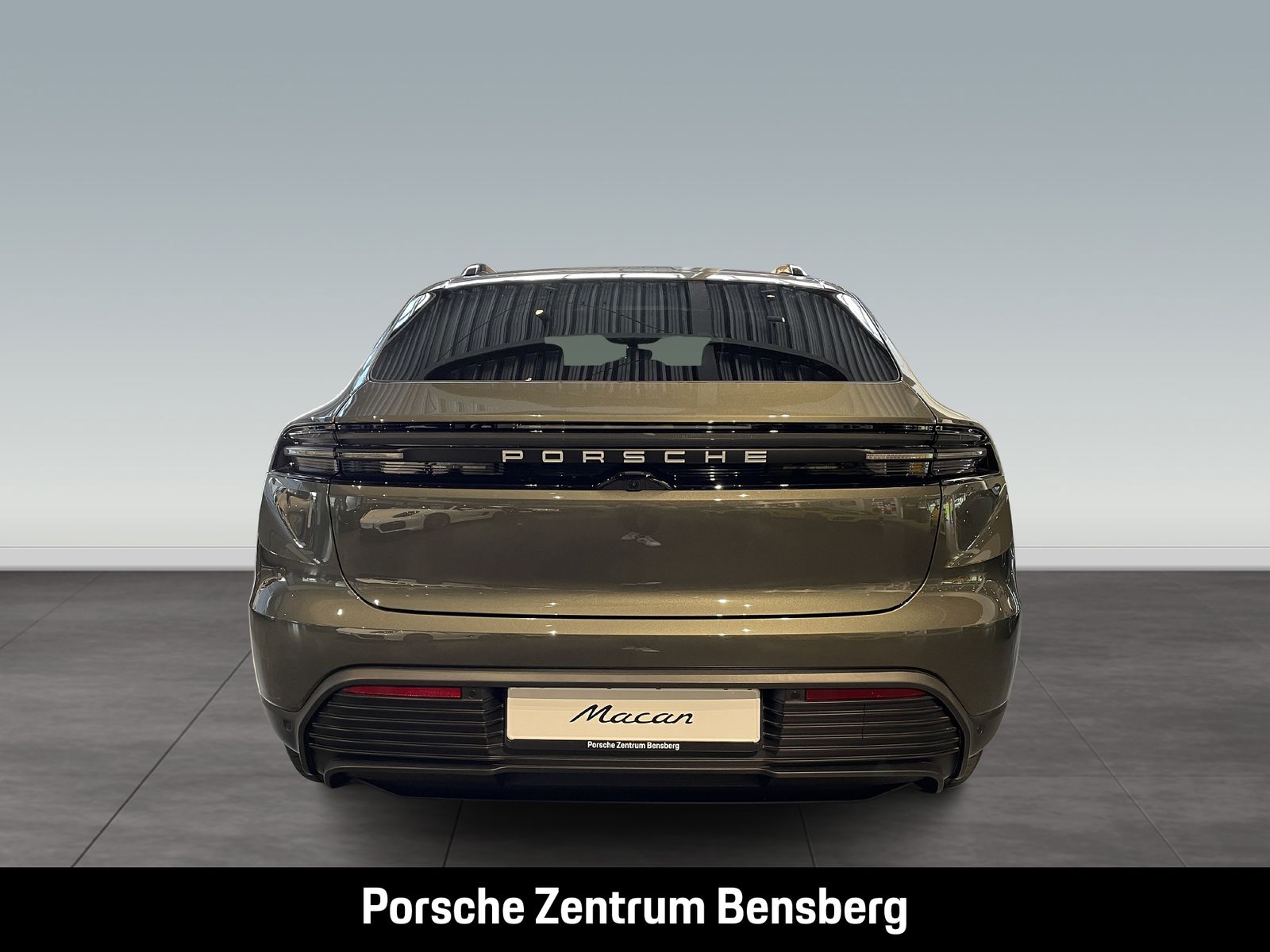 Porsche Macan 4 Electric