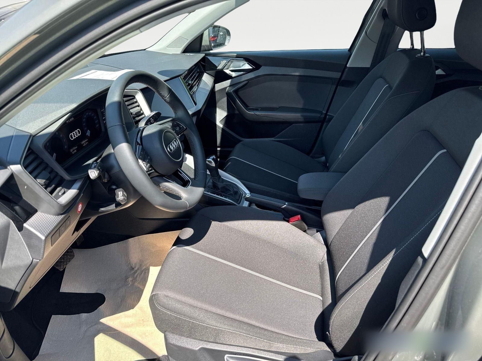 Audi A1 allstreet 30 TFSI S tronic - Samsaru's Car Outlet