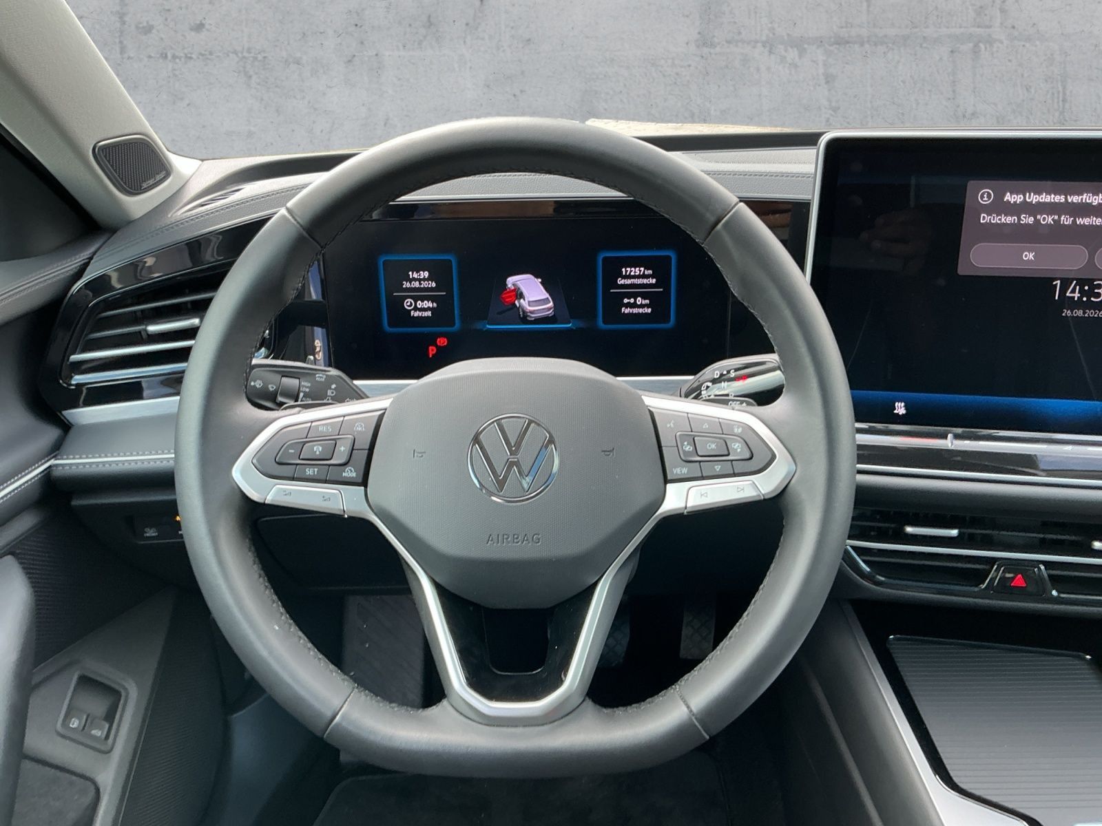 Volkswagen Passat Variant 1.5 eHYBRID ELEGANCE 5JG+AHK+PANO