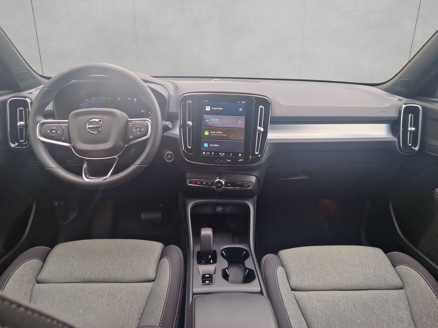 Volvo XC40 B3 Core - Samsaru's Car Outlet