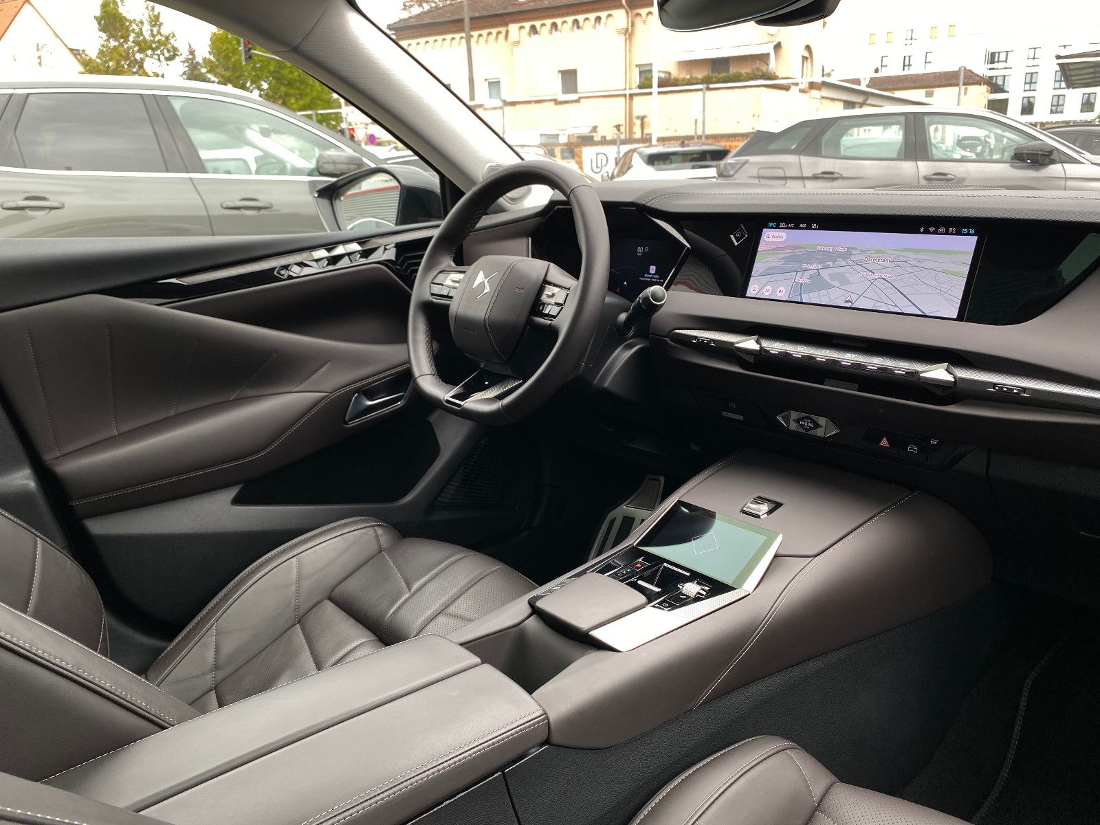 DS Automobiles DS4 Étoile Nappa DriveAssist-2.0/Pano/360°/Focal