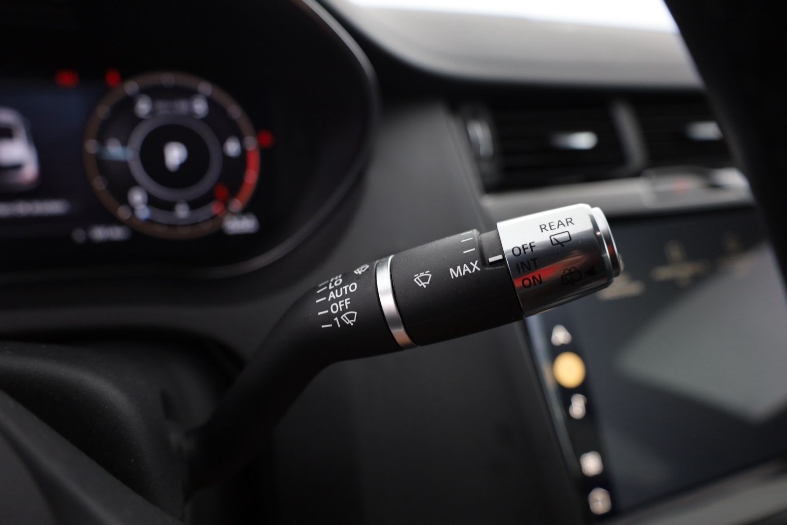 Jaguar E-PACE 2.0 Aut. AWD LED Panorama Memory 360° ACC