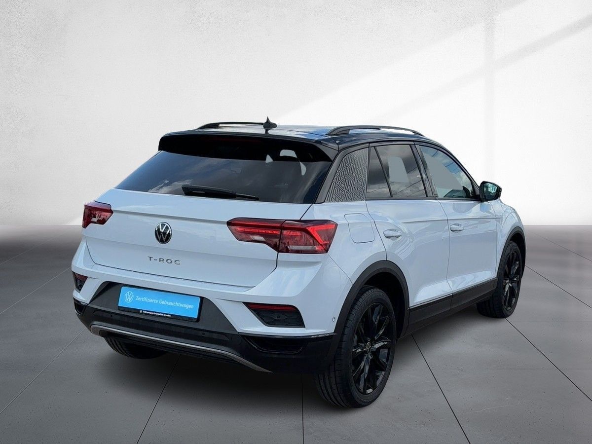Volkswagen T-Roc 1.5 TSI Sport - Samsaru's Car Outlet