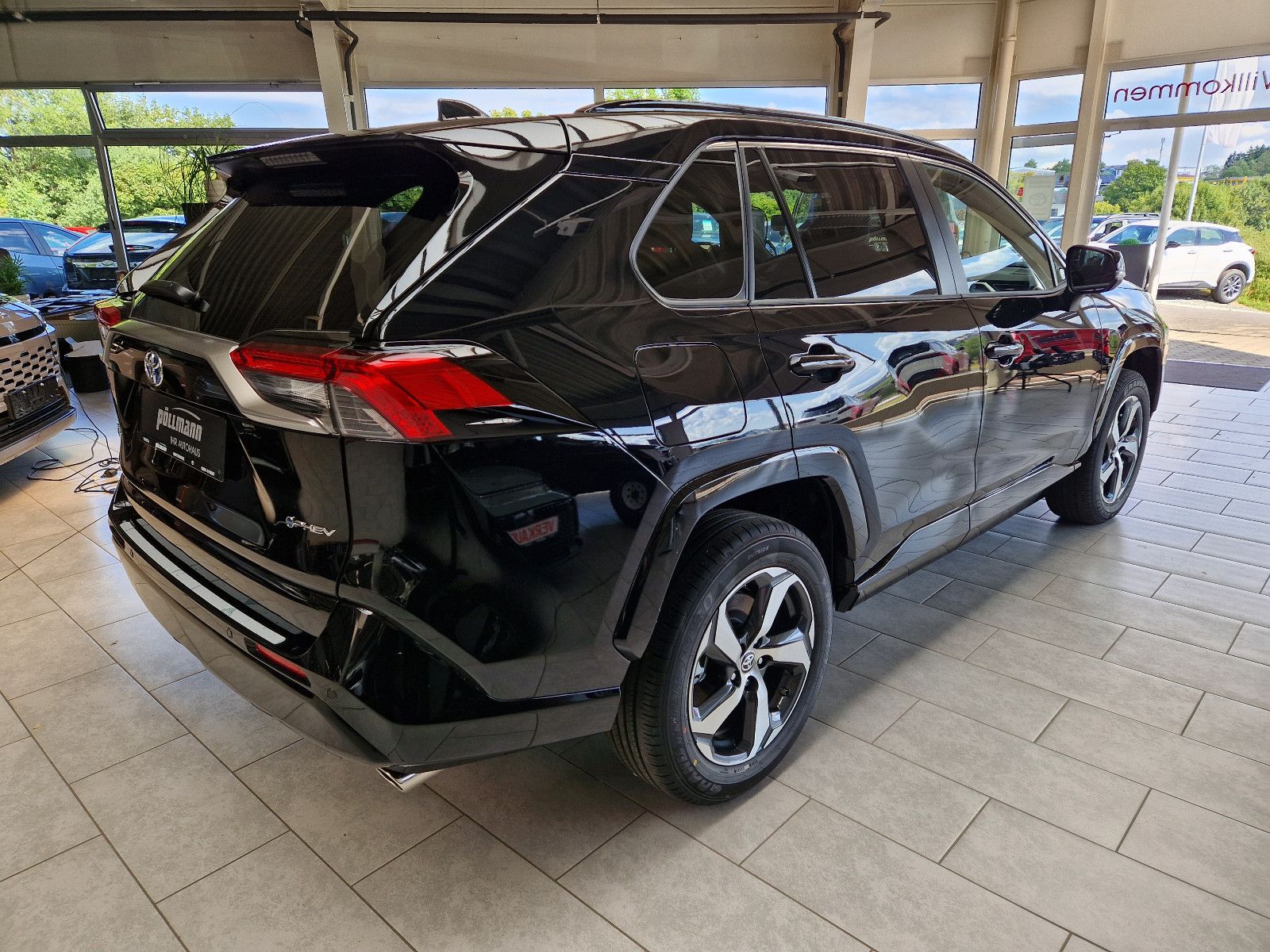Toyota RAV 4 PLUG-IN Hybrid 4x4 Teampl.*HUD*el. Heck*