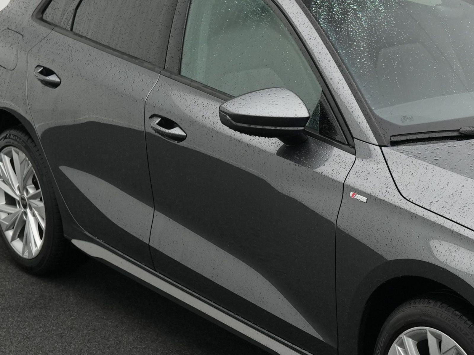 Audi A3 Sportback S line 40 TFSIe *PANO*LED*NAV*8fach