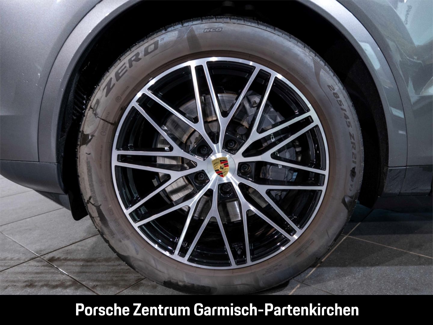Porsche Cayenne E-Hybrid 360Kamera HUD hinten LenkradHZG