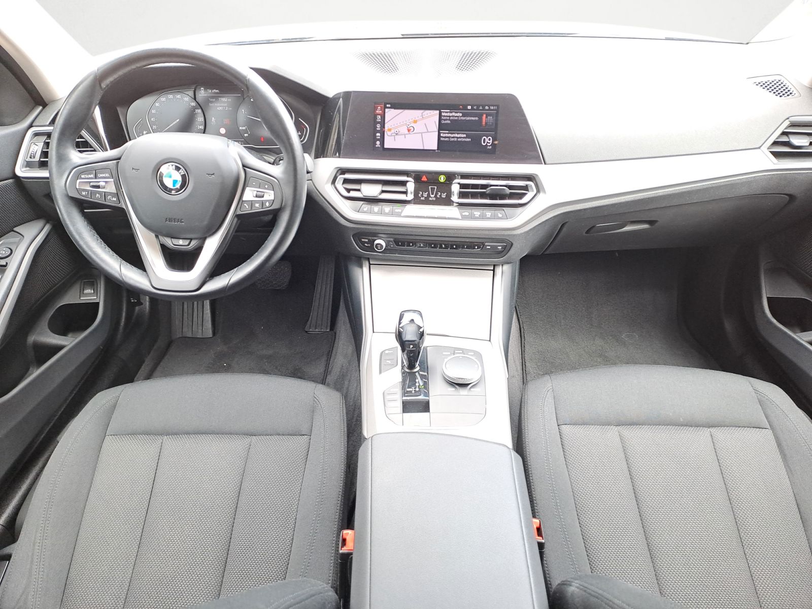 BMW 320d Touring Advantage - Samsaru's Car Outlet