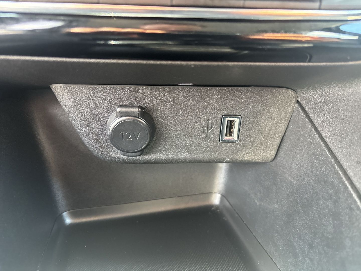 Opel Corsa-e Edition - Samsaru's Car Outlet