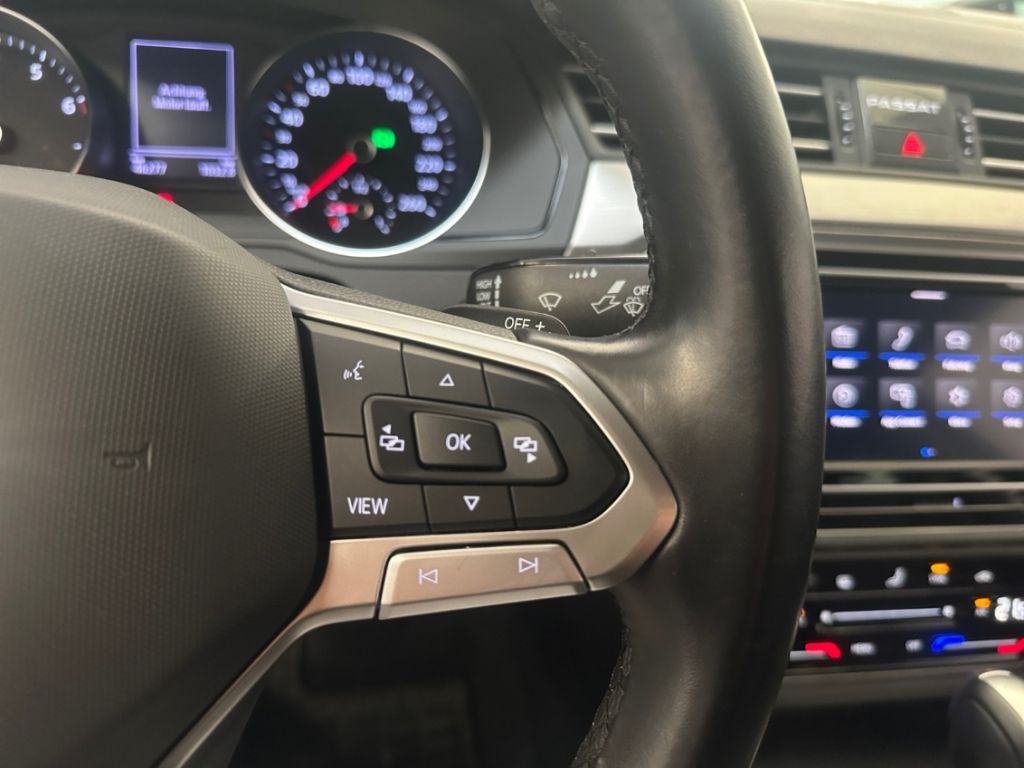 Volkswagen Passat AUTOMATIK - Samsaru's Car Outlet