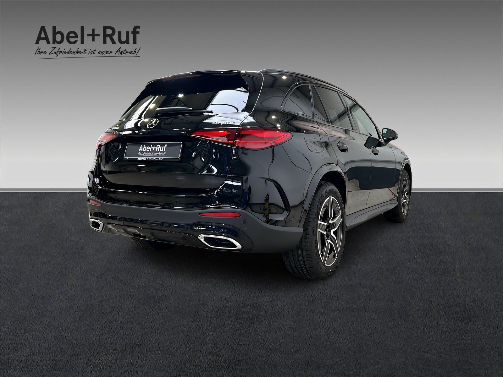 Mercedes-Benz GLC 300 e 4M AMG+NIGHT+Ambi+Pano+TotW+AHK+360°