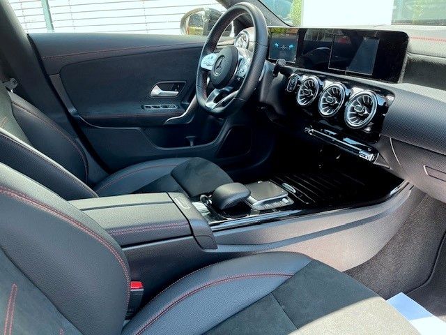 Mercedes-Benz CLA 200 d 4MATIC AMG-Line - Samsaru's Car Outlet