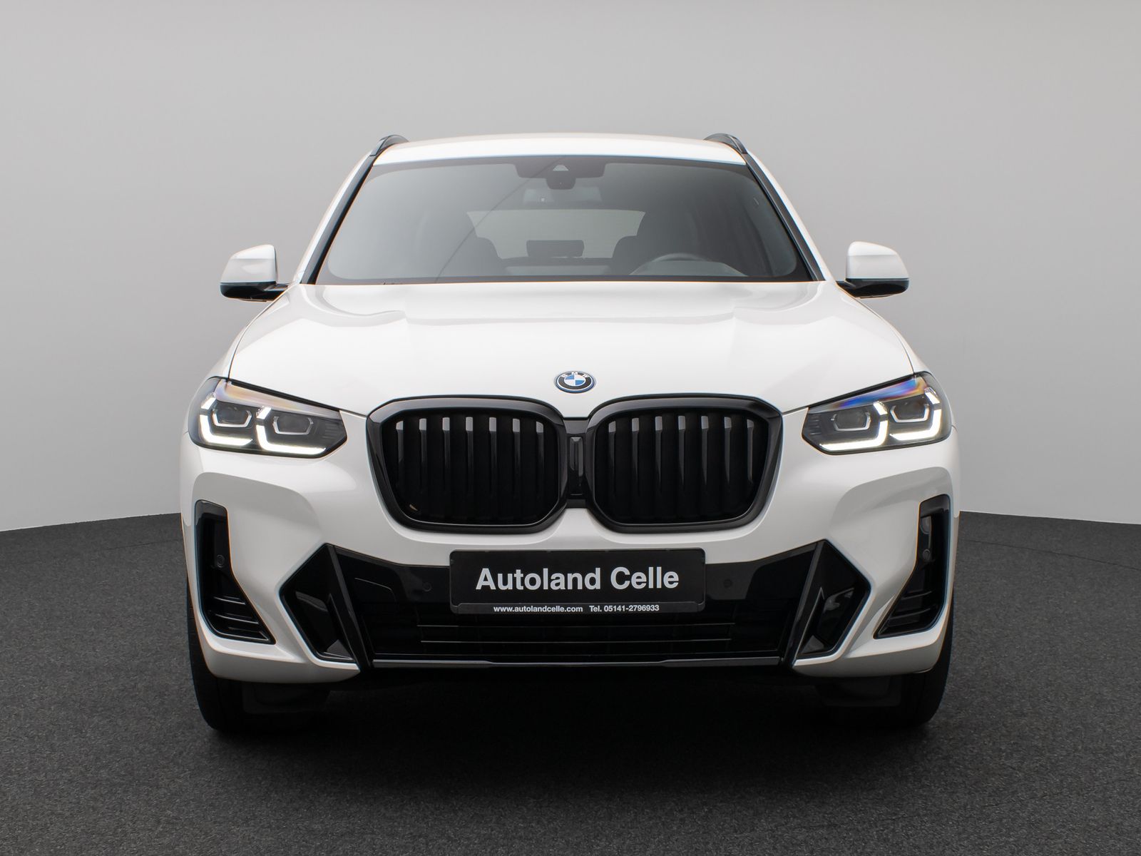 BMW X3 xD30e M Sport - Samsaru's Car Outlet