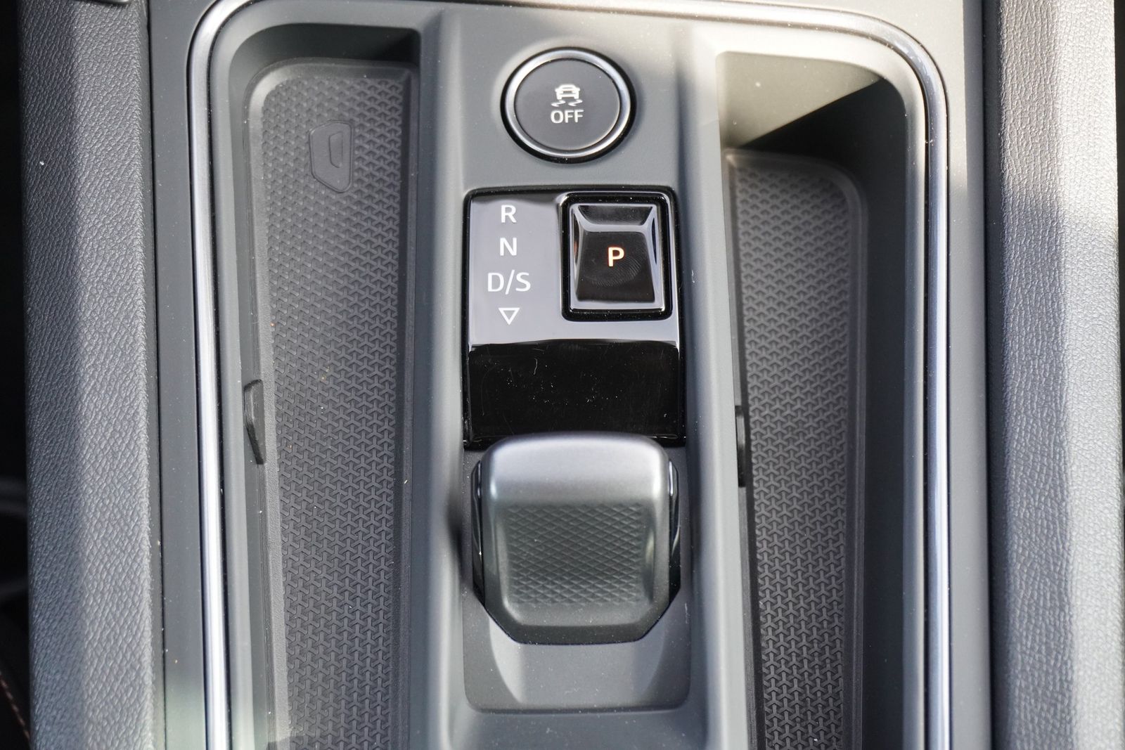Cupra Leon 1.4 e-HYBRID - Samsaru's Car Outlet