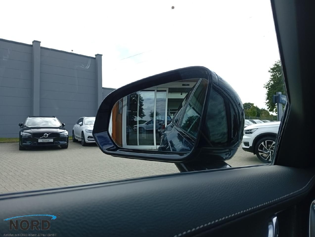 Volvo S90 T8 Ultimate Dark Plug-In Hybrid AWD