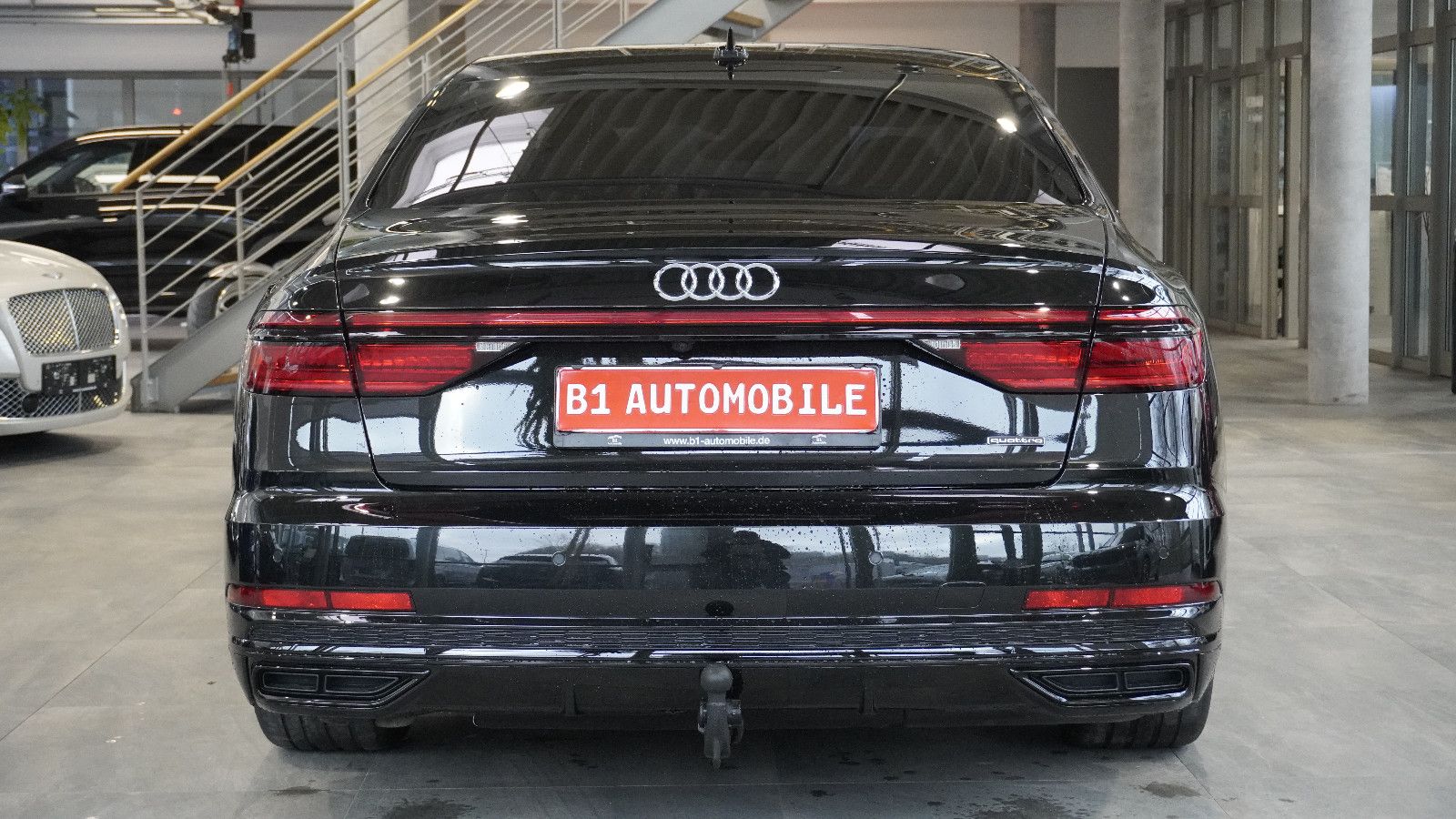 Audi A8 50 quat S-Lin - Samsaru's Car Outlet