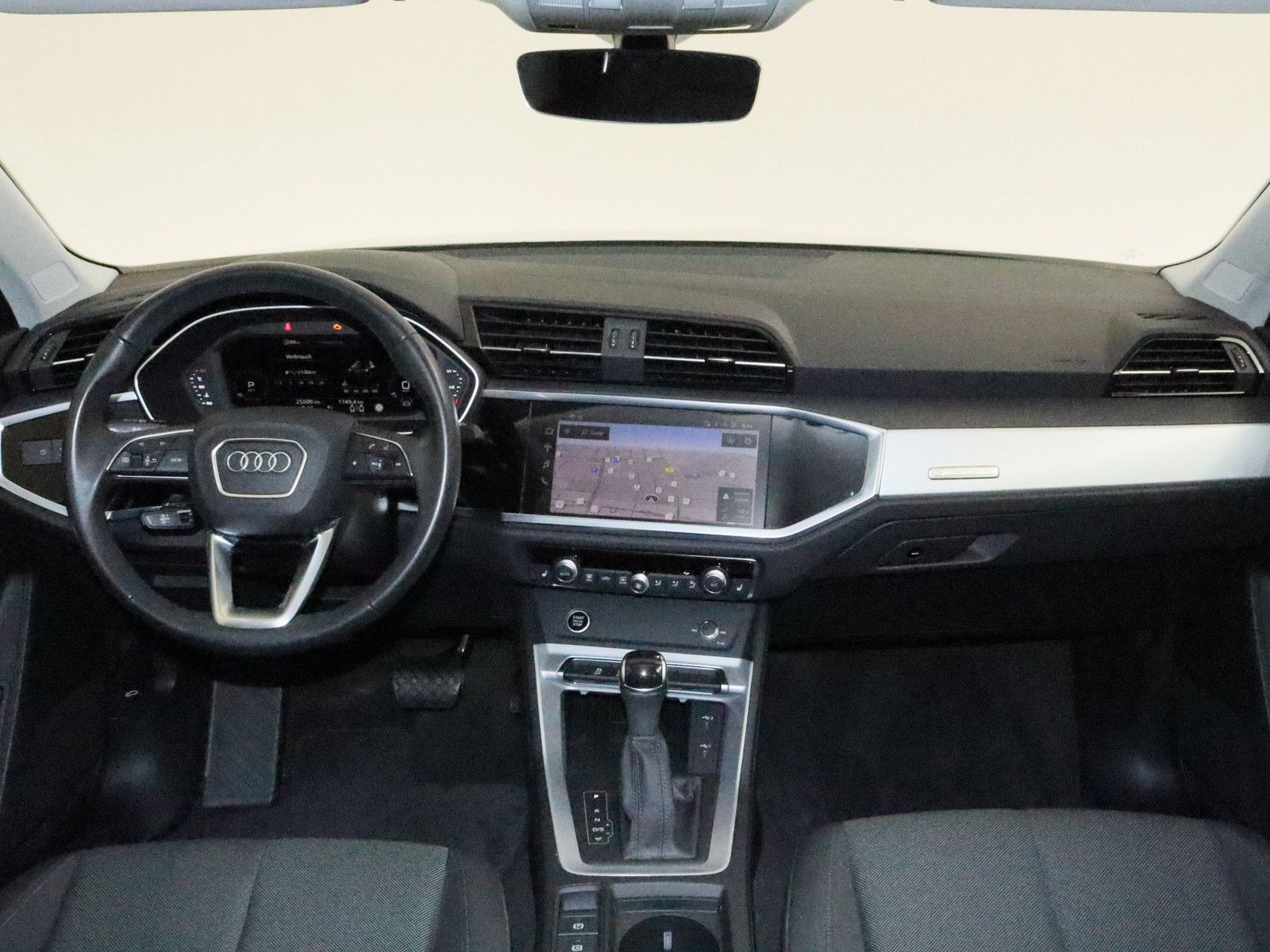 Audi Q3 40 TDI quattro S line - Samsaru's Car Outlet