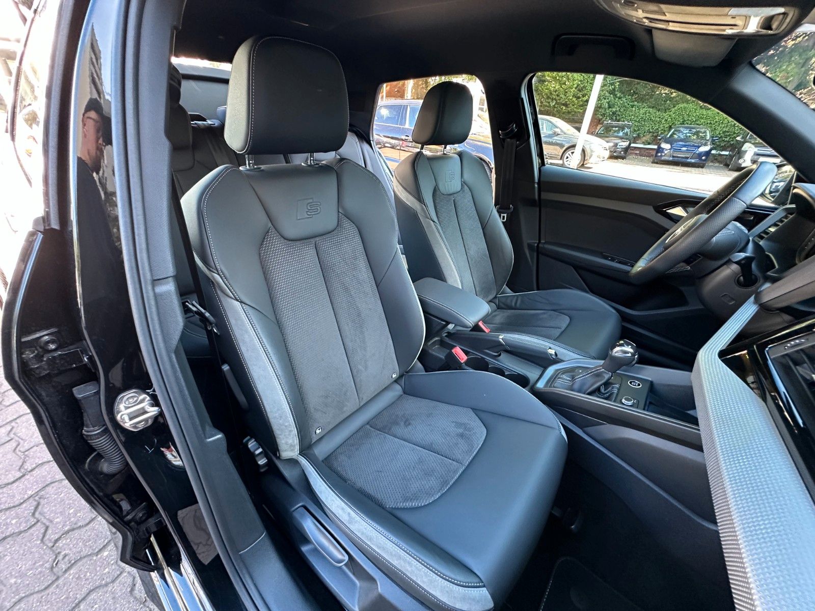 Audi A1 30 TFSI S line*LEDER*NAVI*SHZ*LED*MMI*APS+