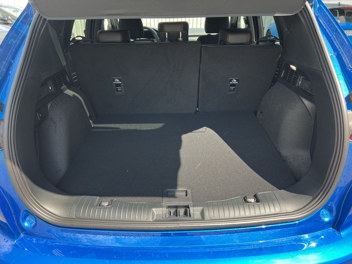Ford Kuga ST-Line X PHEV - Samsaru's Car Outlet