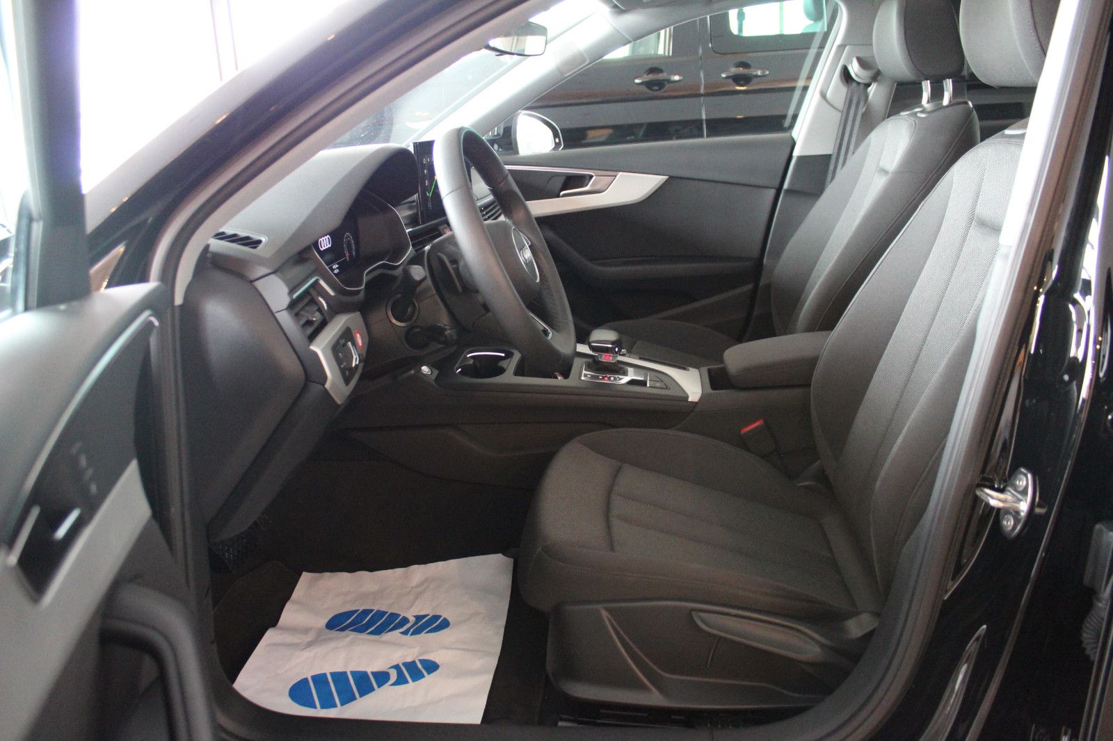 Audi A4 Avant 40 TDI S tronic - Samsaru's Car Outlet