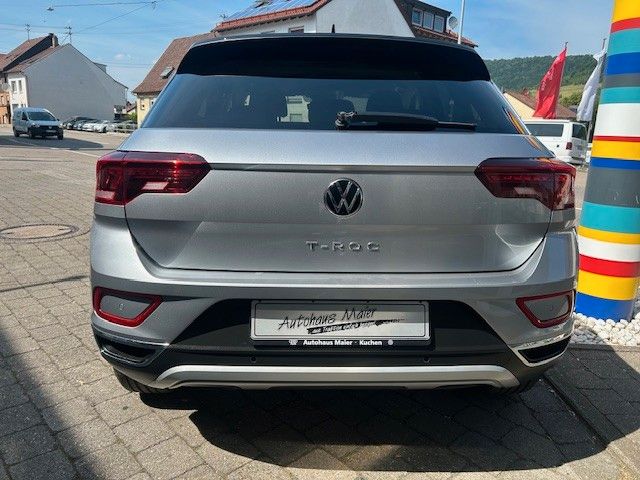Volkswagen T-Roc 1.5 TSI Style - Samsaru's Car Outlet