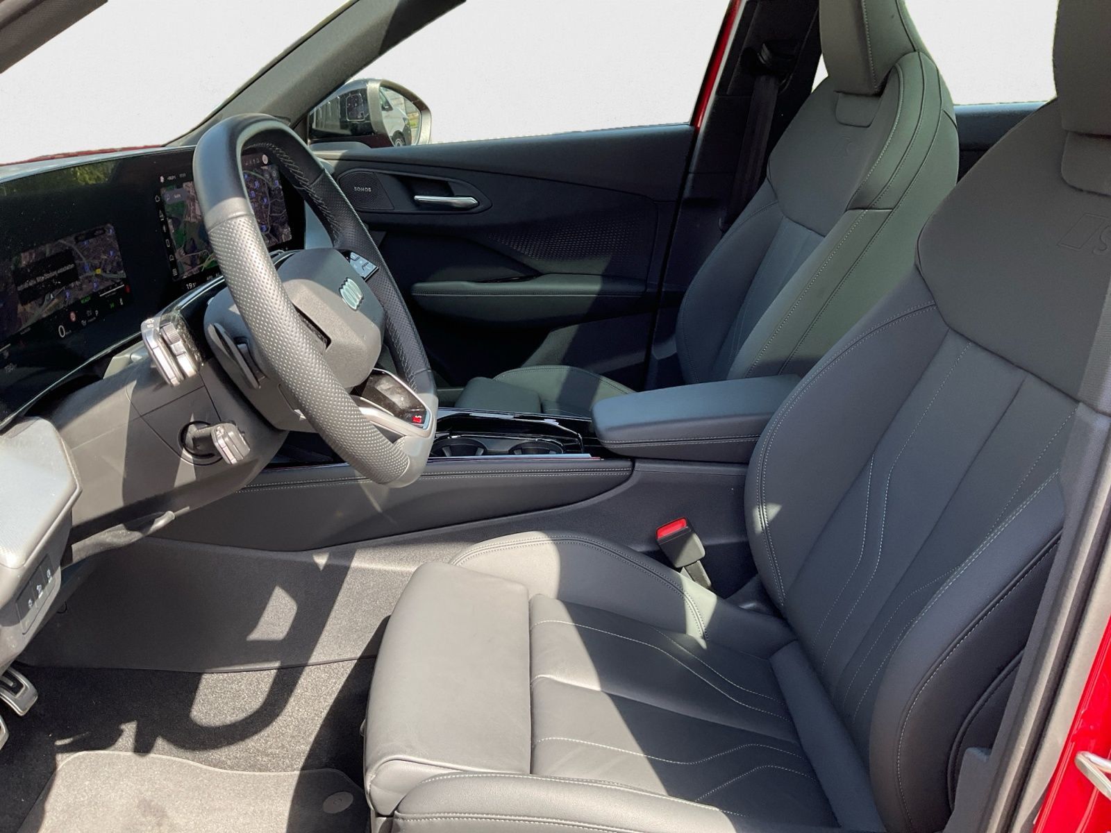 Audi Q3 SUV 2.0 TDI 2x S line AHK PANO HUD SONOS ACC