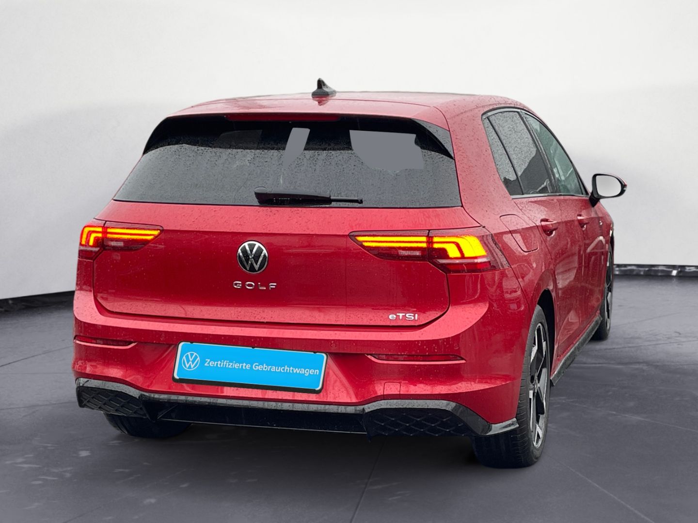 Volkswagen Golf 8 R-Line 1.5 TSI DSG LED/NAVI/KAMERA/APP/5J
