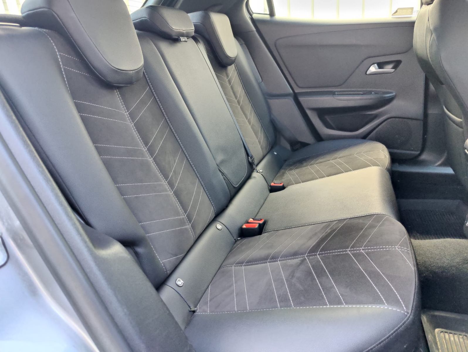 Opel Mokka Ultimate - Samsaru's Car Outlet