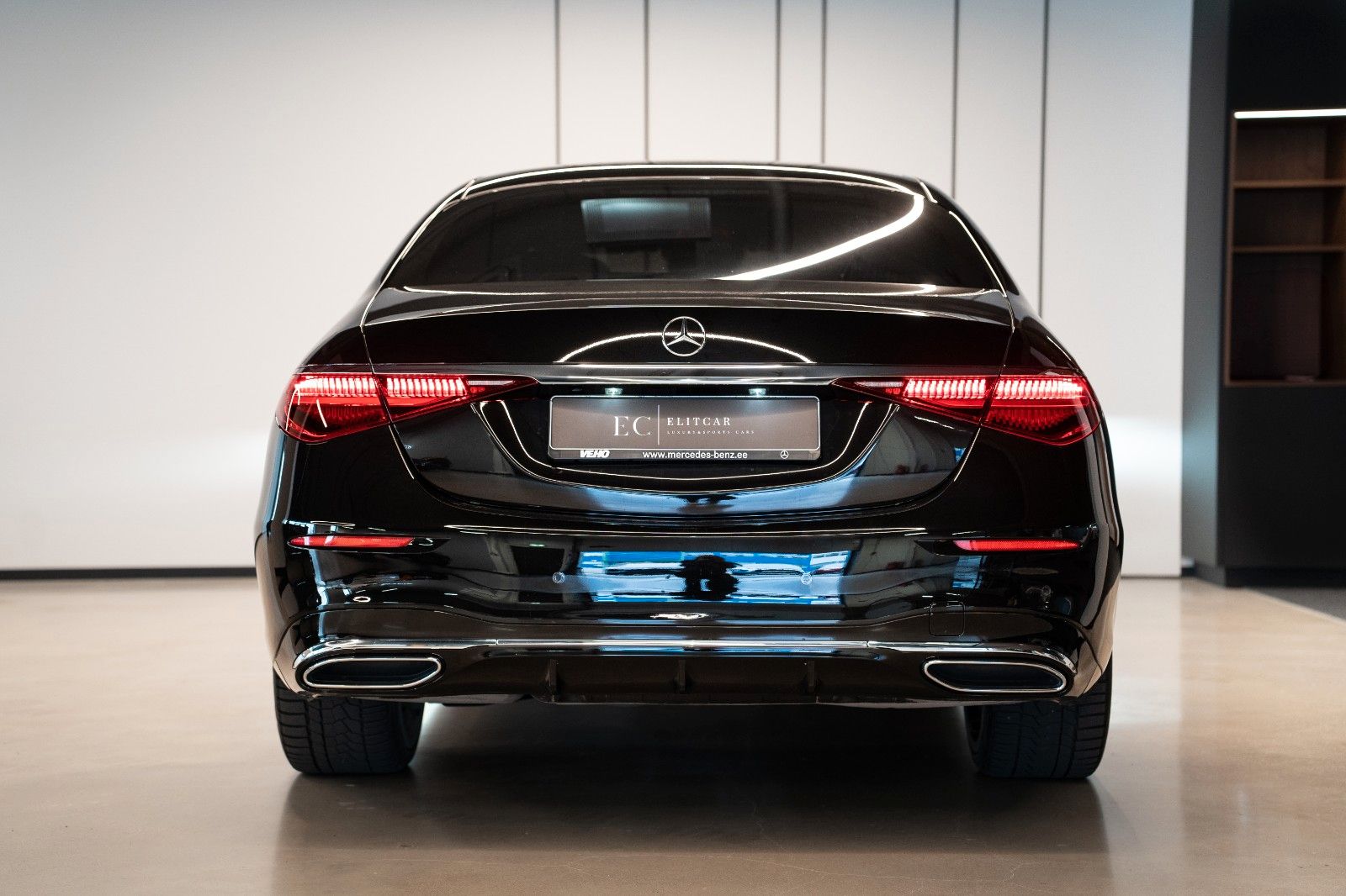 Mercedes-Benz S Burmester - Samsaru's Car Outlet