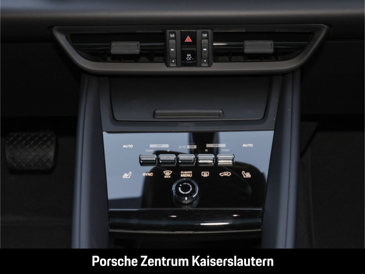 Porsche Macan 4 BOSE Luftfederung Rückfahrkamera LED
