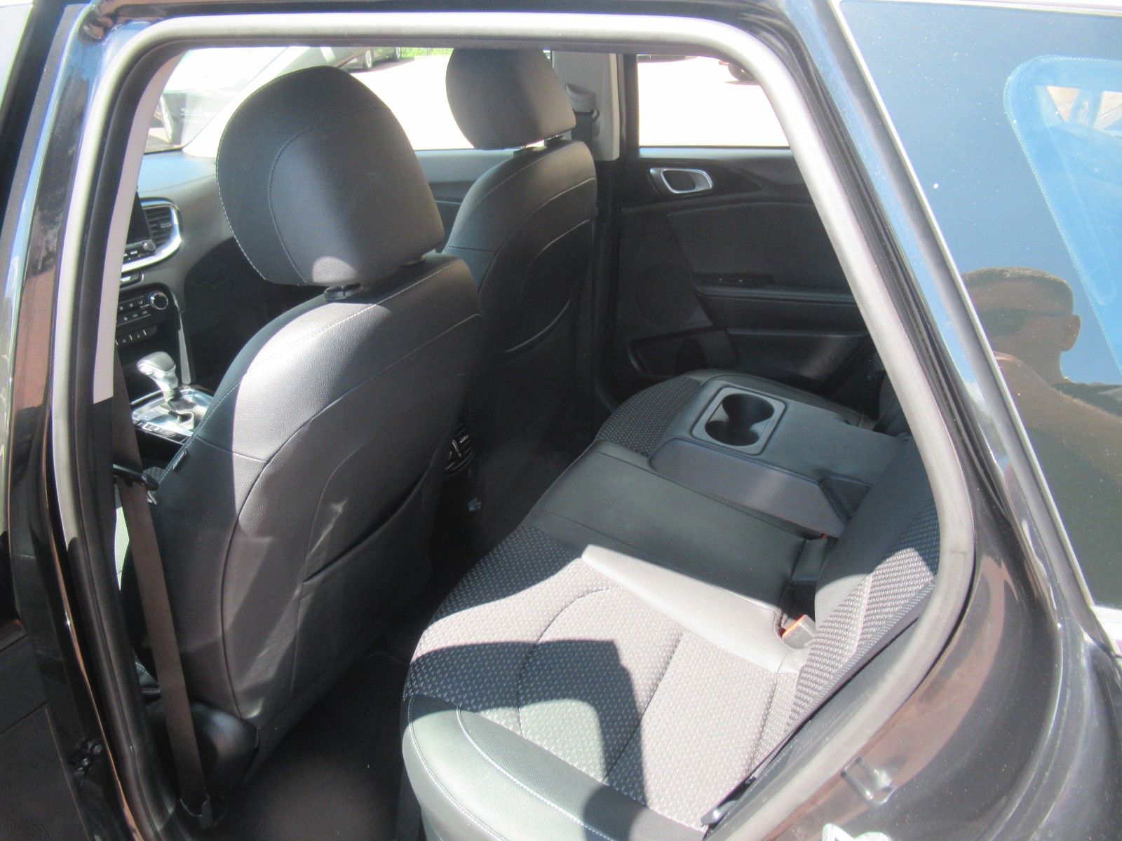 Kia cee'd SW 1.6 GDI DCT Spirit - Samsaru's Car Outlet