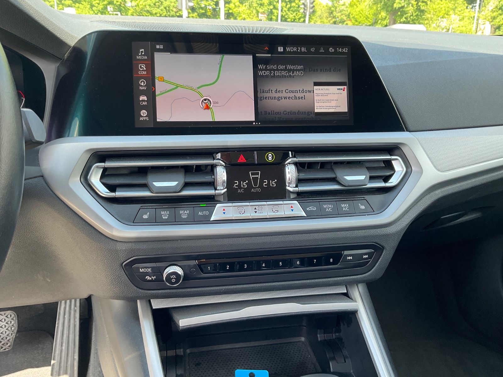 BMW 320d xDrive Touring - Samsaru's Car Outlet