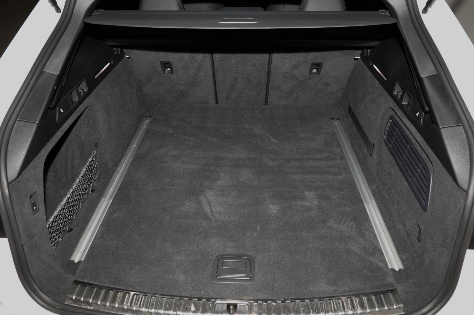 Audi RS 6 Avant performance AHK Pano HUD Matrix B&O