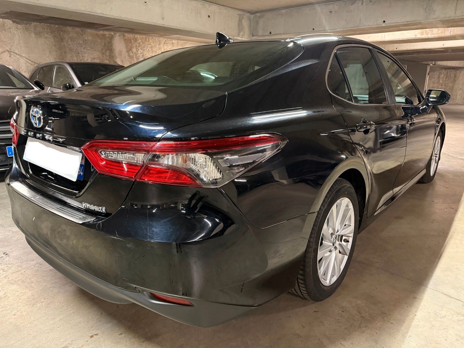 Toyota CAMRY 2.5 HYBRIDE 218CH DYNAMIC BUSINESS