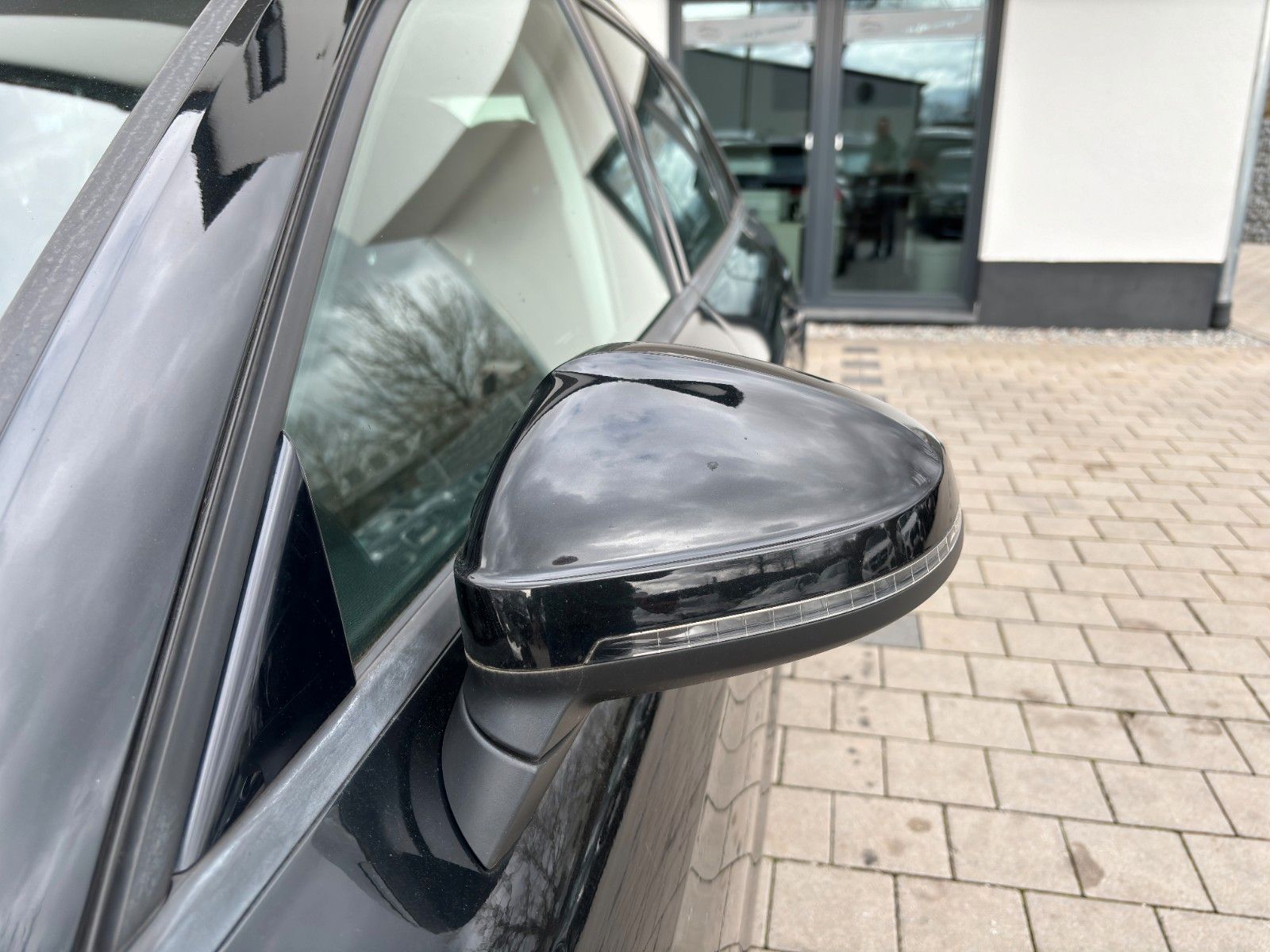 Audi A4 Avant 35 TDI S-Tronic - Samsaru's Car Outlet