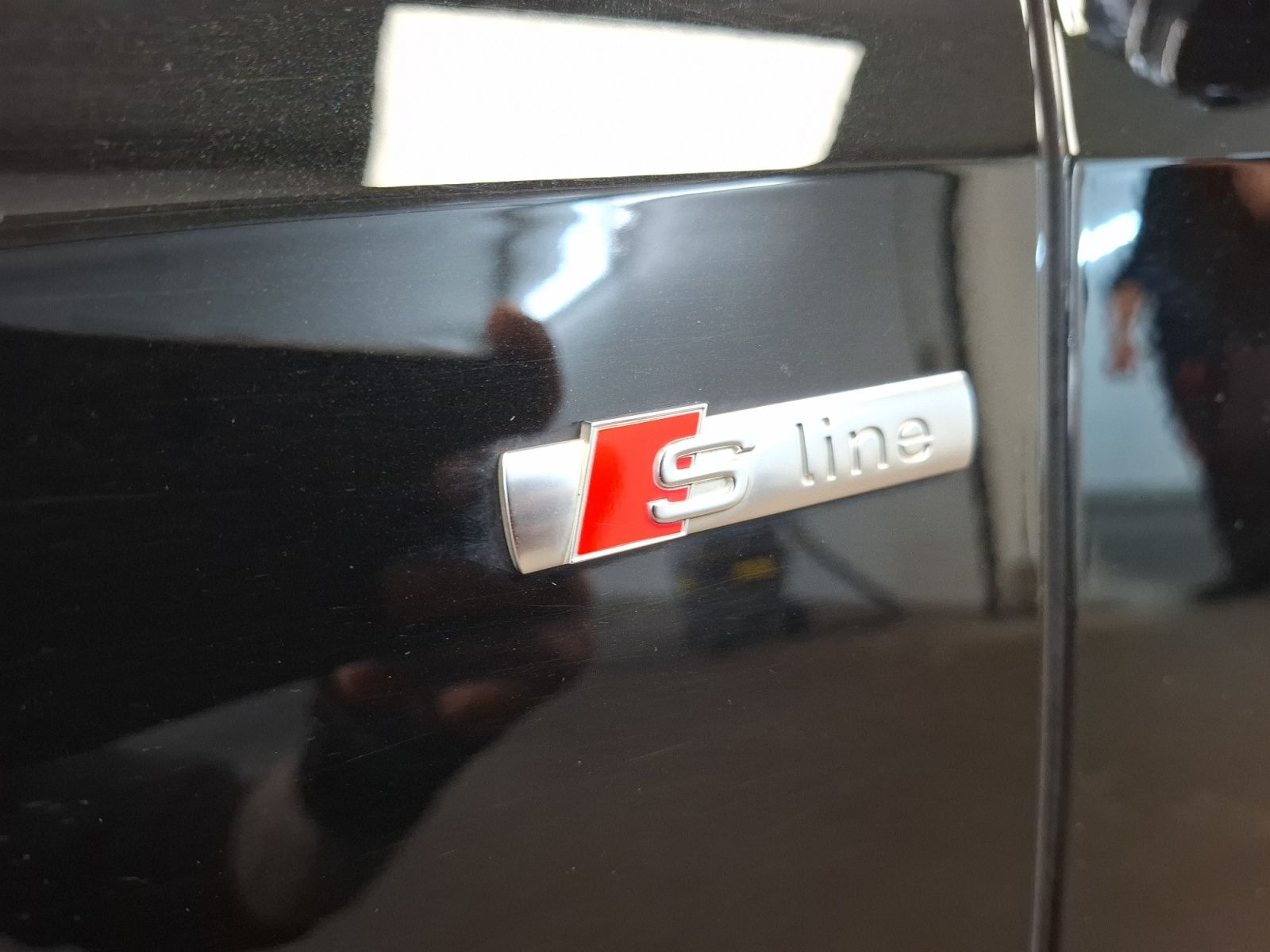 Audi A8 50 TDI quattro Lang S-Line - Samsaru's Car Outlet