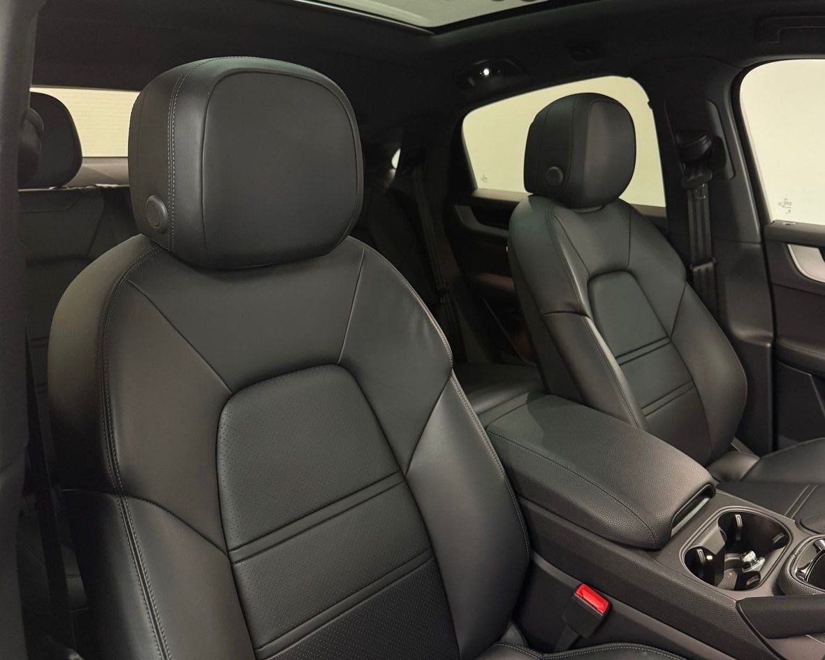 Porsche Cayenne Coupe E-Hybrid 470HP 22" AIR PANO *VAT*