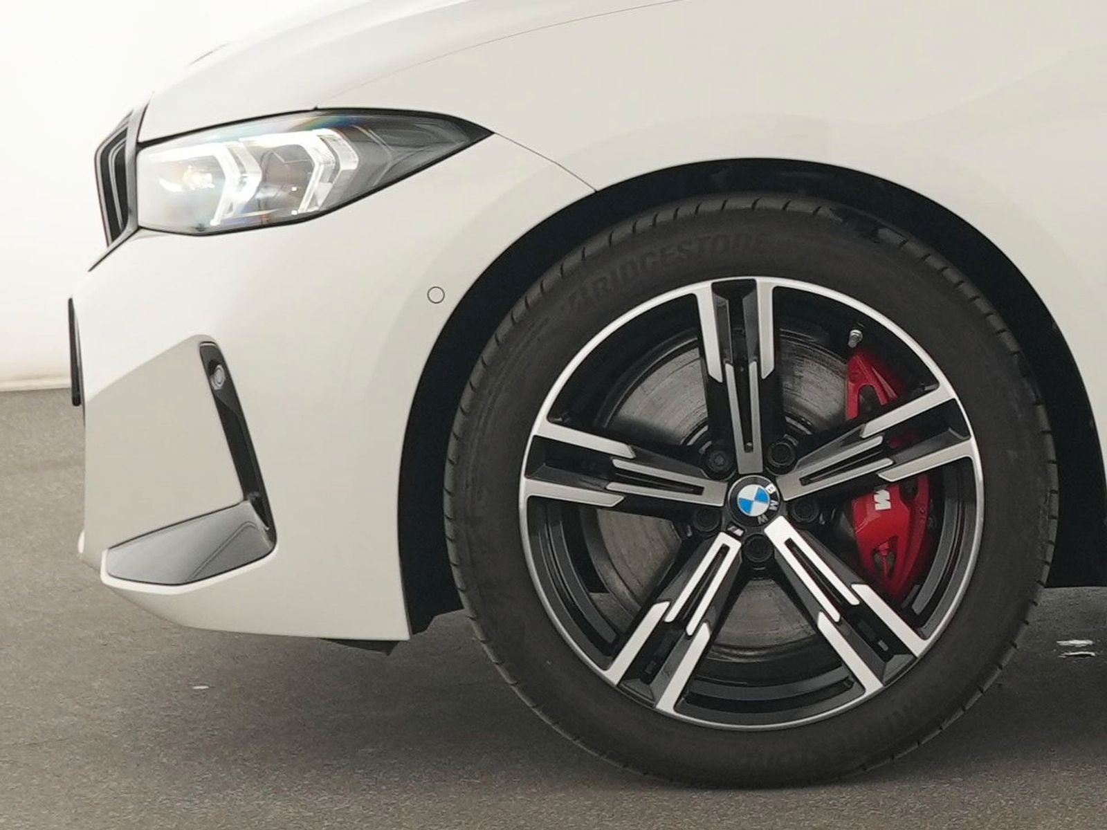 BMW 320i M Sport Pro Navi|HuD|LED|Innovationspaket