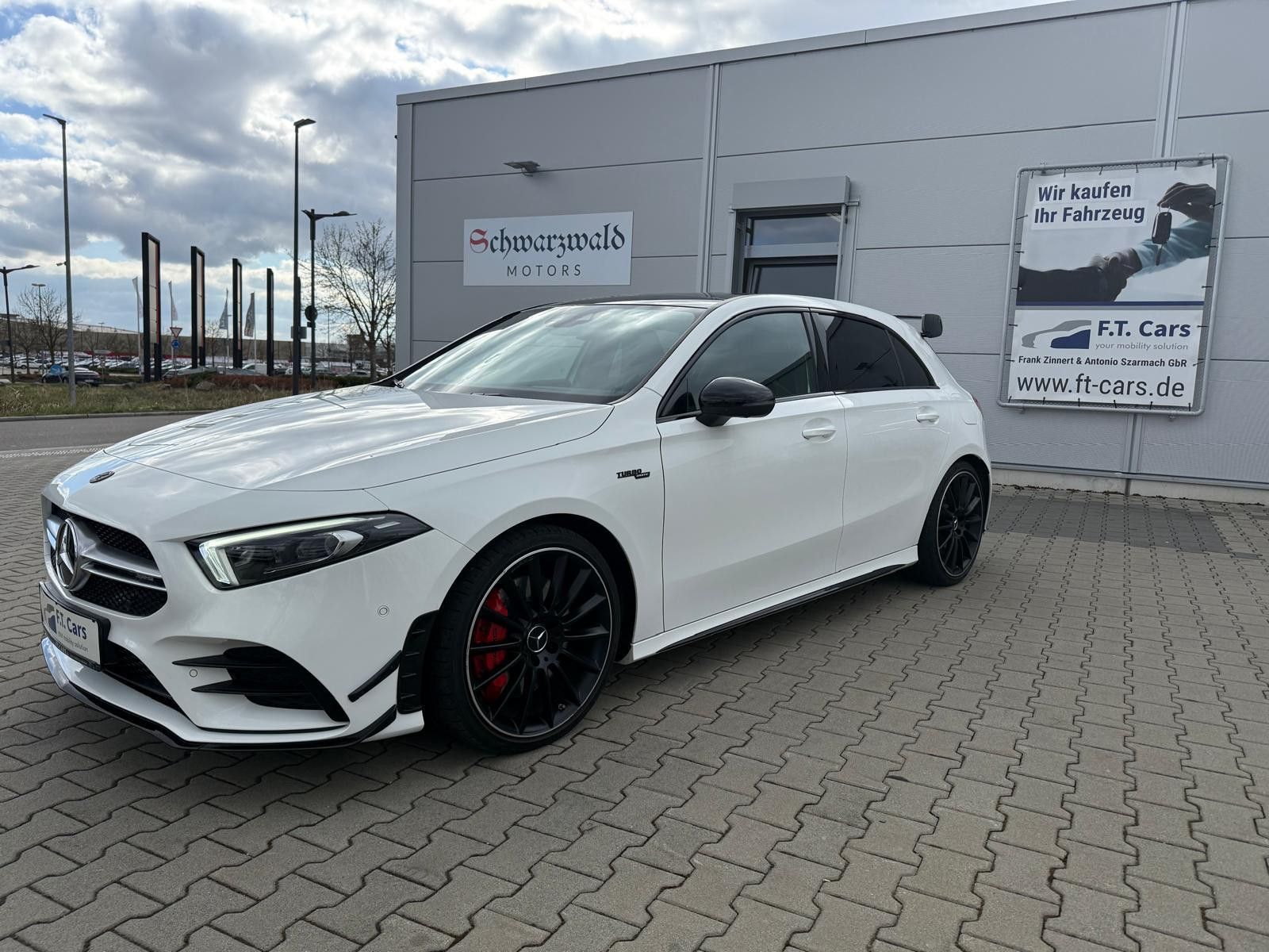 Mercedes-Benz A 35 AMG 4Matic - Samsaru's Car Outlet
