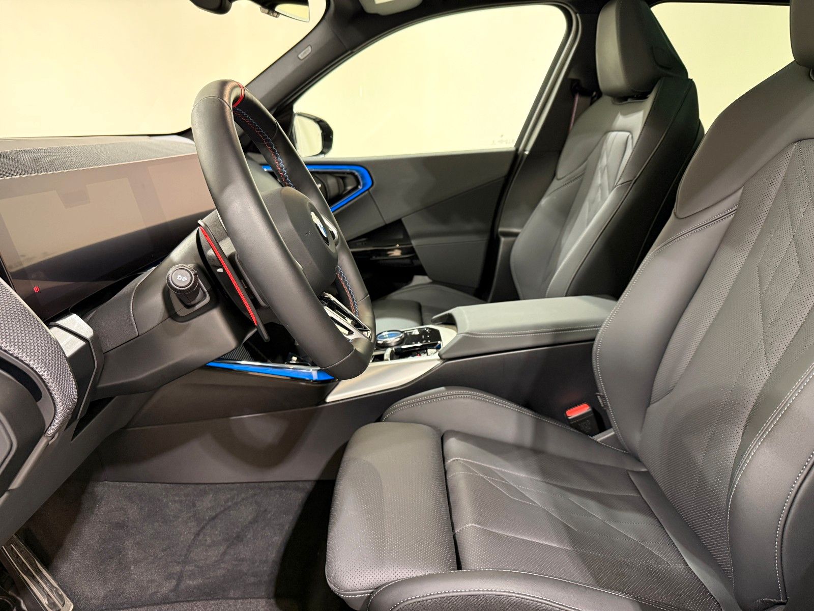 BMW X3 M50 xDrive Standhzg AHK ACC 360° Pano HUD HK