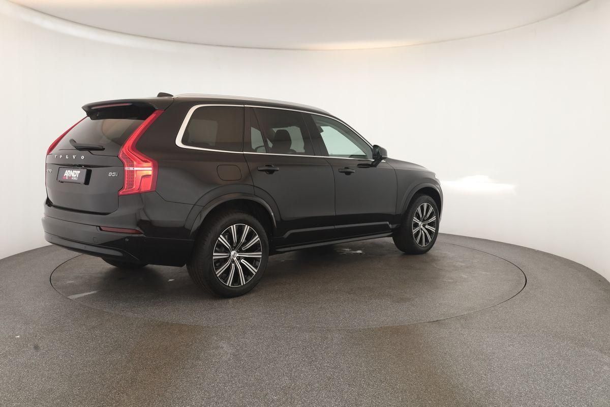 Volvo XC90 B5 AWD Core 7S LED Navi SHZ ACC Kam 20" AHK