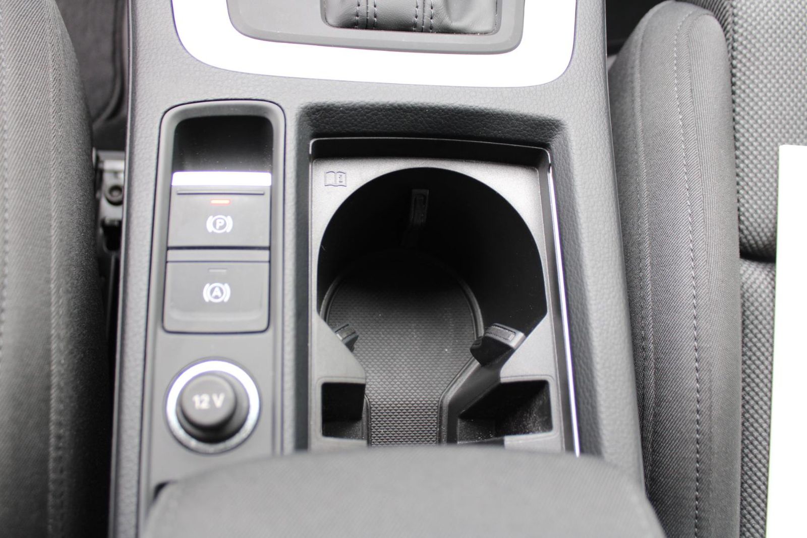 Audi Q3 S line Q3 TDI quattro - Samsaru's Car Outlet