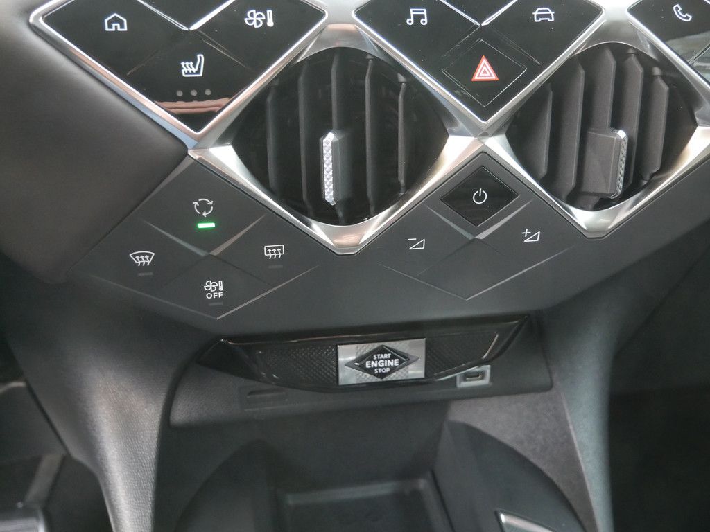 DS Automobiles DS 3 Crossback HDi 130 Exupery EAT8 HUD LED 360°
