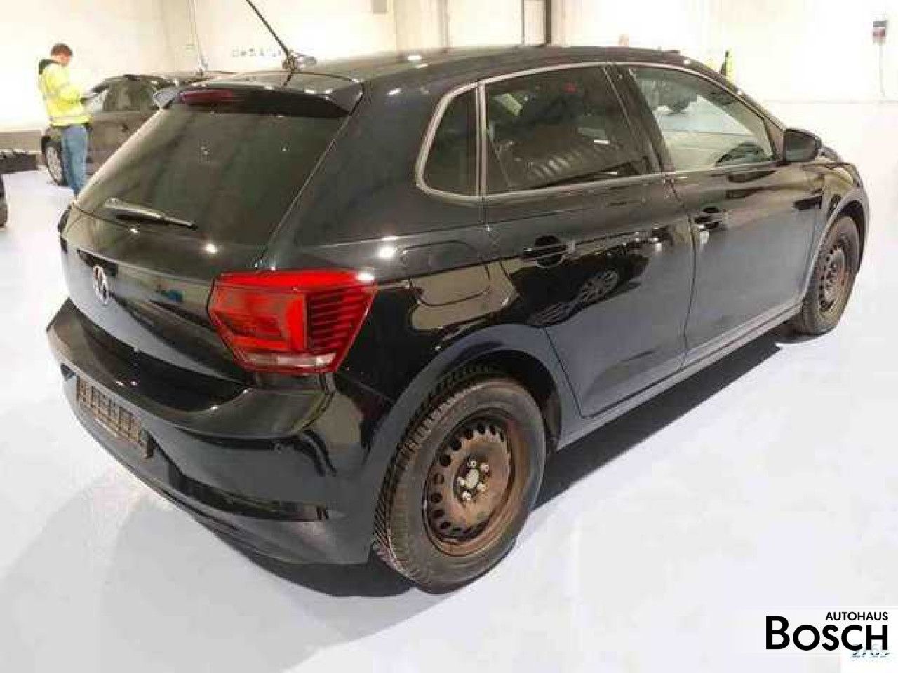 Volkswagen Polo 1.0 TSI Comfortline DSG - Samsaru's Car Outlet