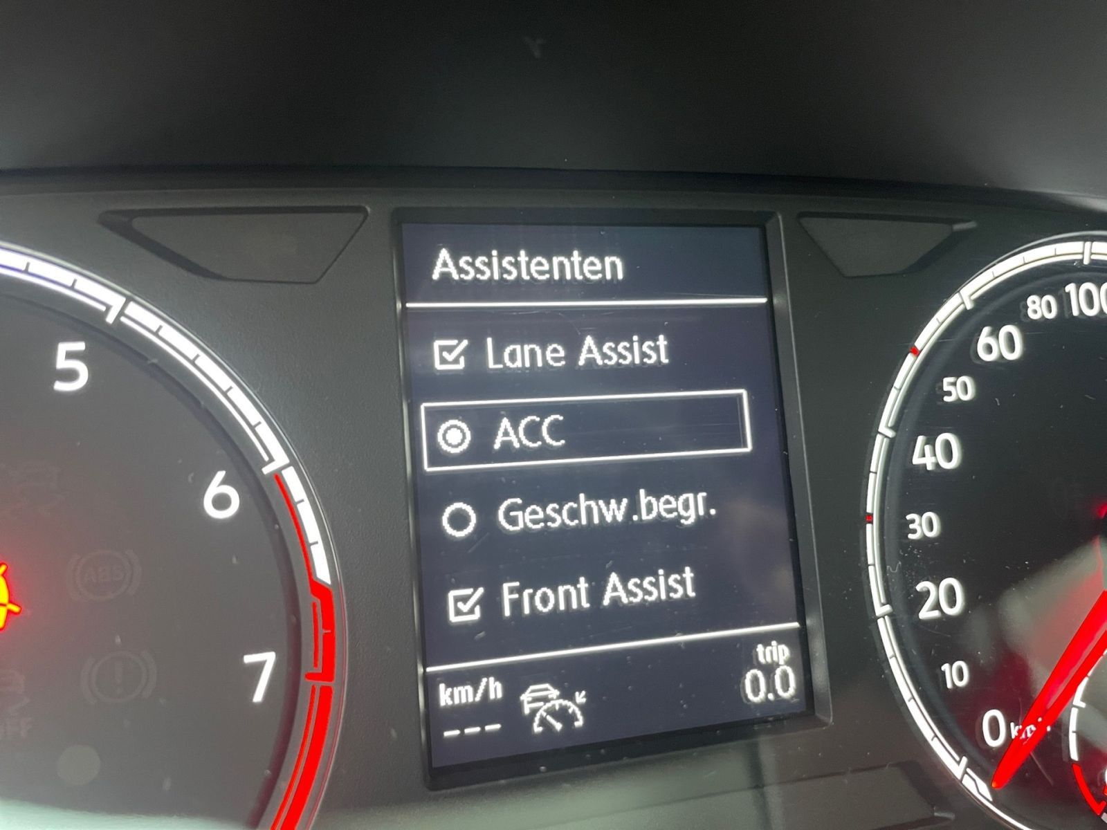 Volkswagen T-Cross Style 1.0 l TSI - Samsaru's Car Outlet