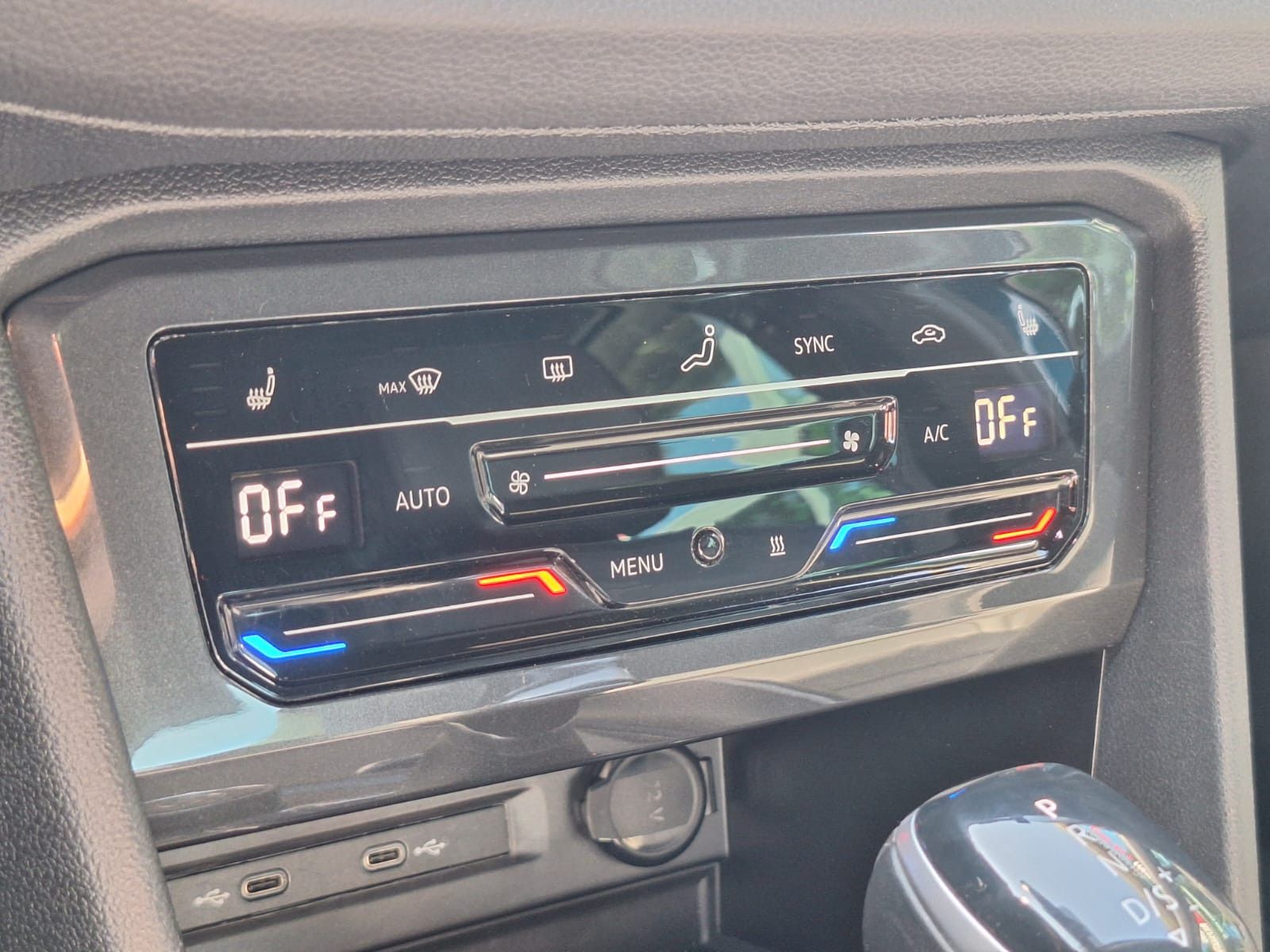 Volkswagen Tiguan R-Line 4Motion DSG - Samsaru's Car Outlet
