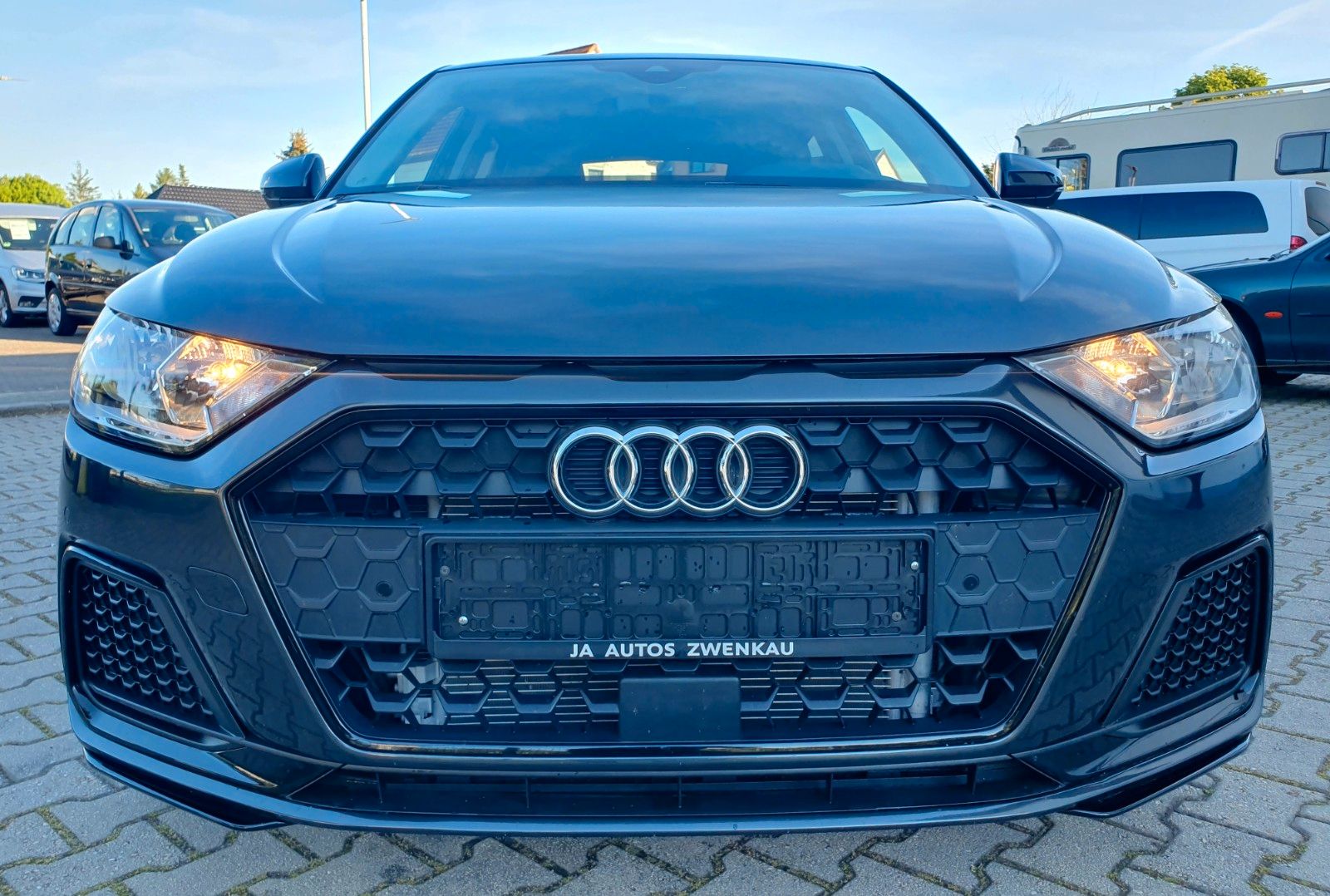 Audi A1 Sportback 25 TFSI advanced - Samsaru's Car Outlet
