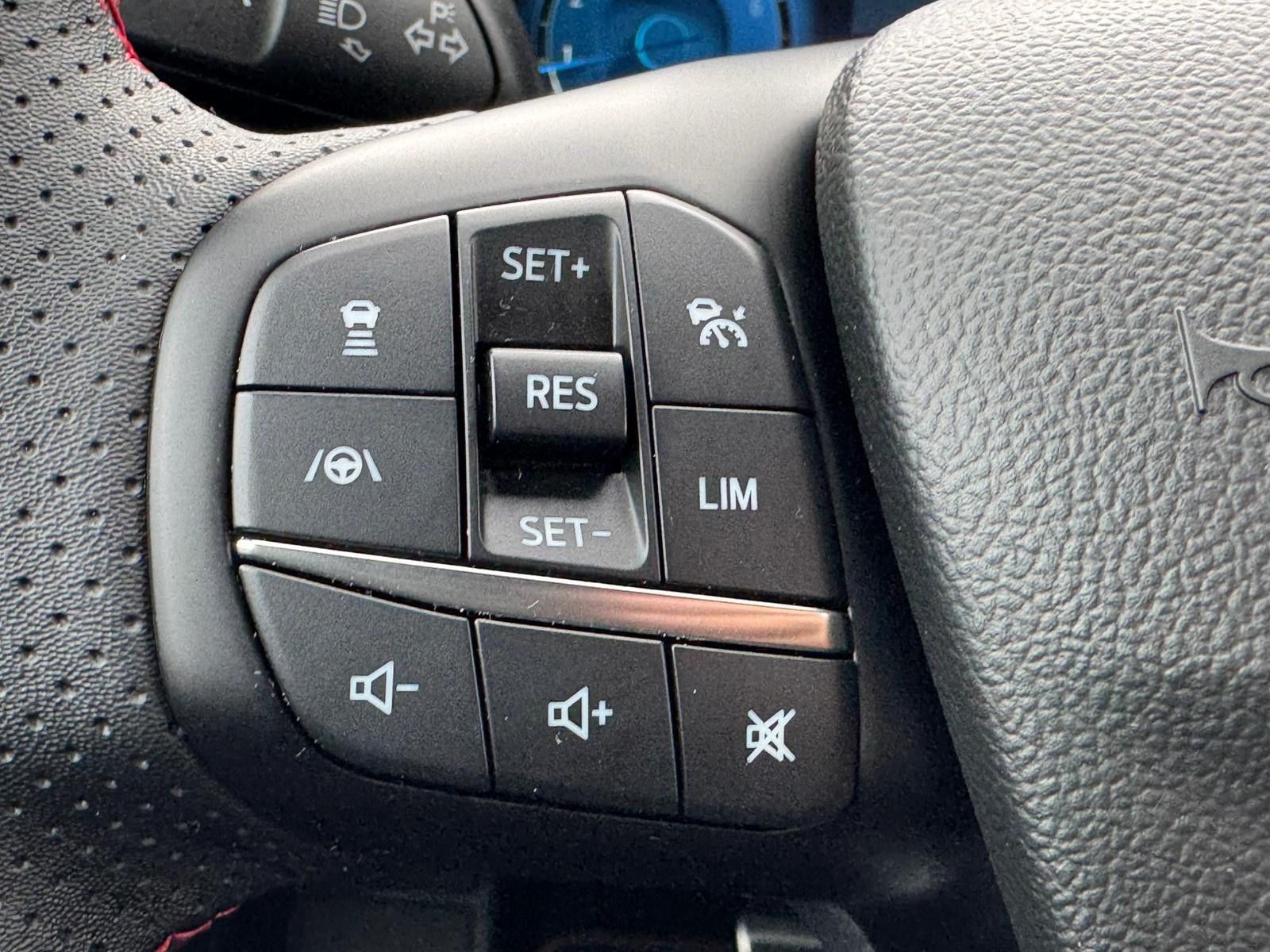 Ford Focus 1.0 ST-Line X MATRIX*B&O*ACC*KAM*APP*LHZ